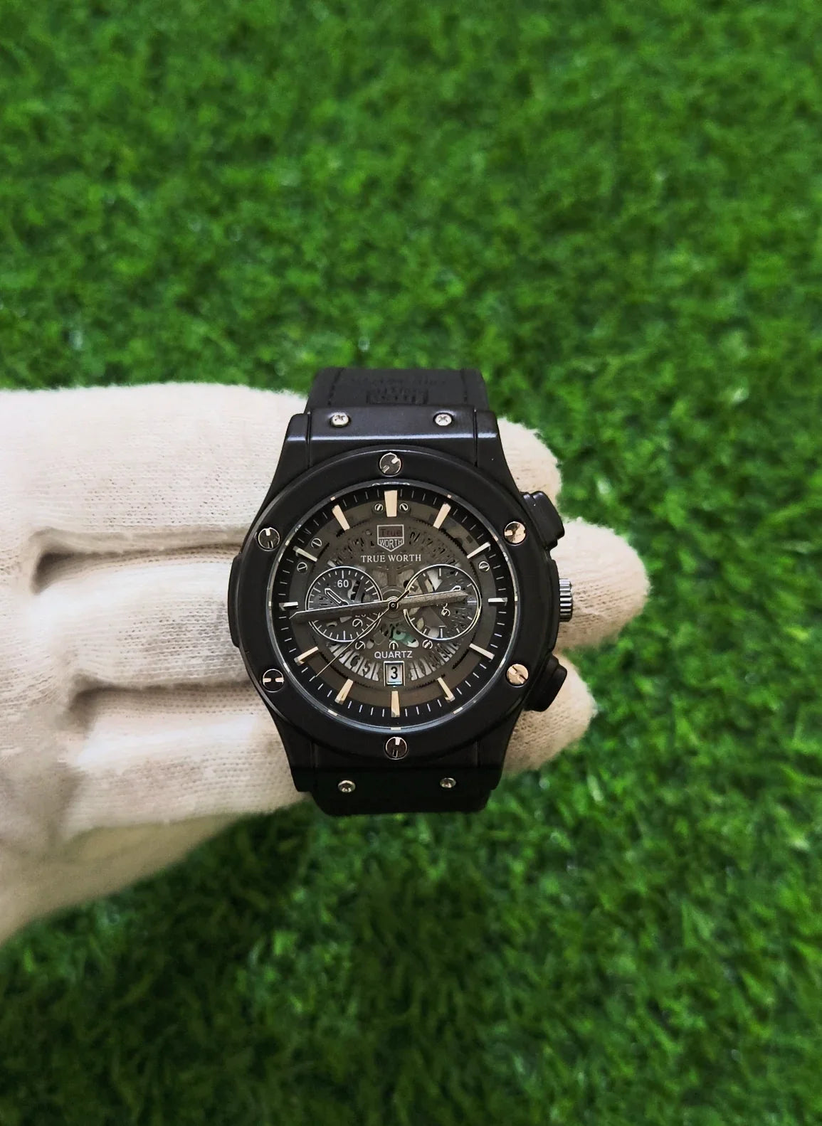 TRUE WORTH ORIGNAL MENS WATCH