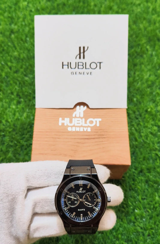 HUBLOT CLASSIC FUSION DIAMOND DESIGN GLASS