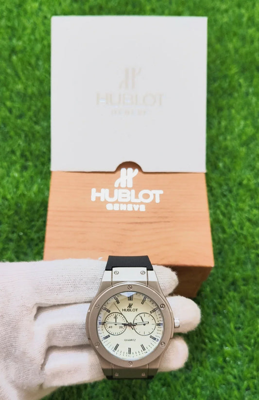HUBLOT CLASSIC FUSION DIAMOND DESIGN GLASS